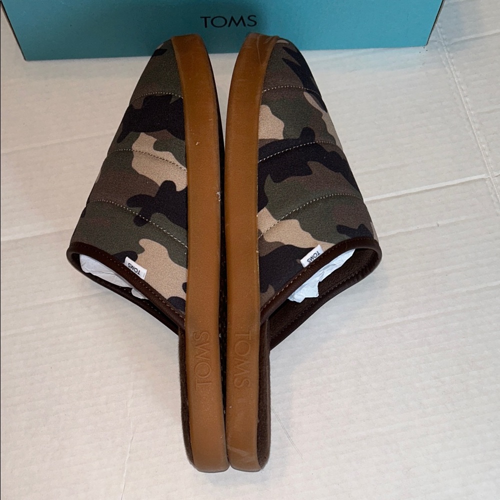 Toms Men’s Harbor slip ons. - Picture 6 of 10